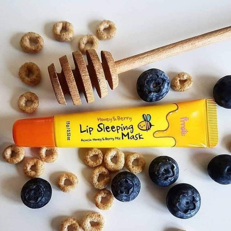 ماسک لب عسل و بری پرتی 🍯
